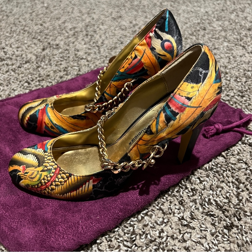 ONE OF A KIND! Christian audigier chain heel -